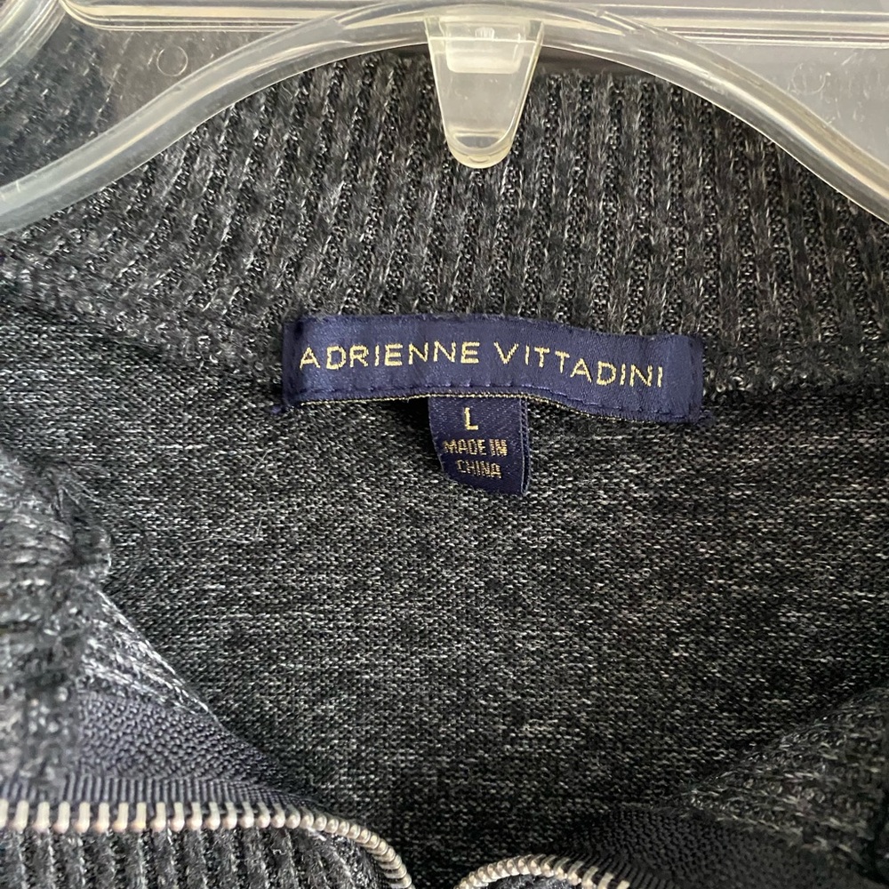 Adrienne Vittadini 3/4 Sleeve Gray Sweater with 1/4 Zip. Size Large. - Picture 7 of 8